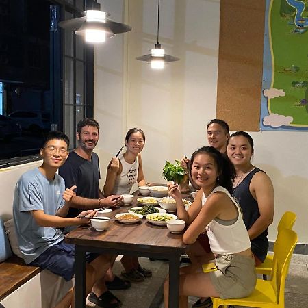 Pomelo Hostel Xingping Yangshuo Luaran gambar