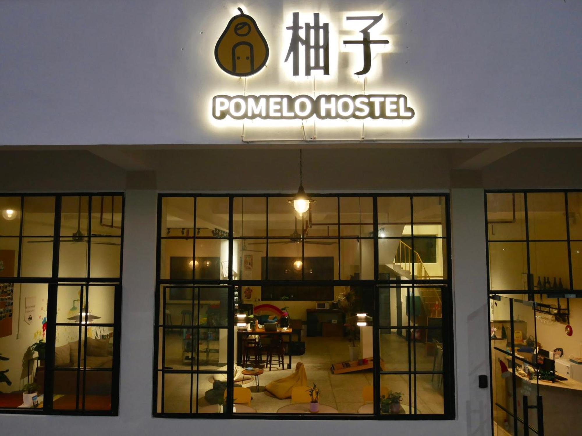 Pomelo Hostel Xingping Yangshuo Luaran gambar